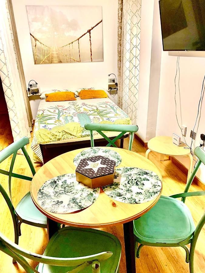 Anas Apartment Centro Historico Малага Экстерьер фото