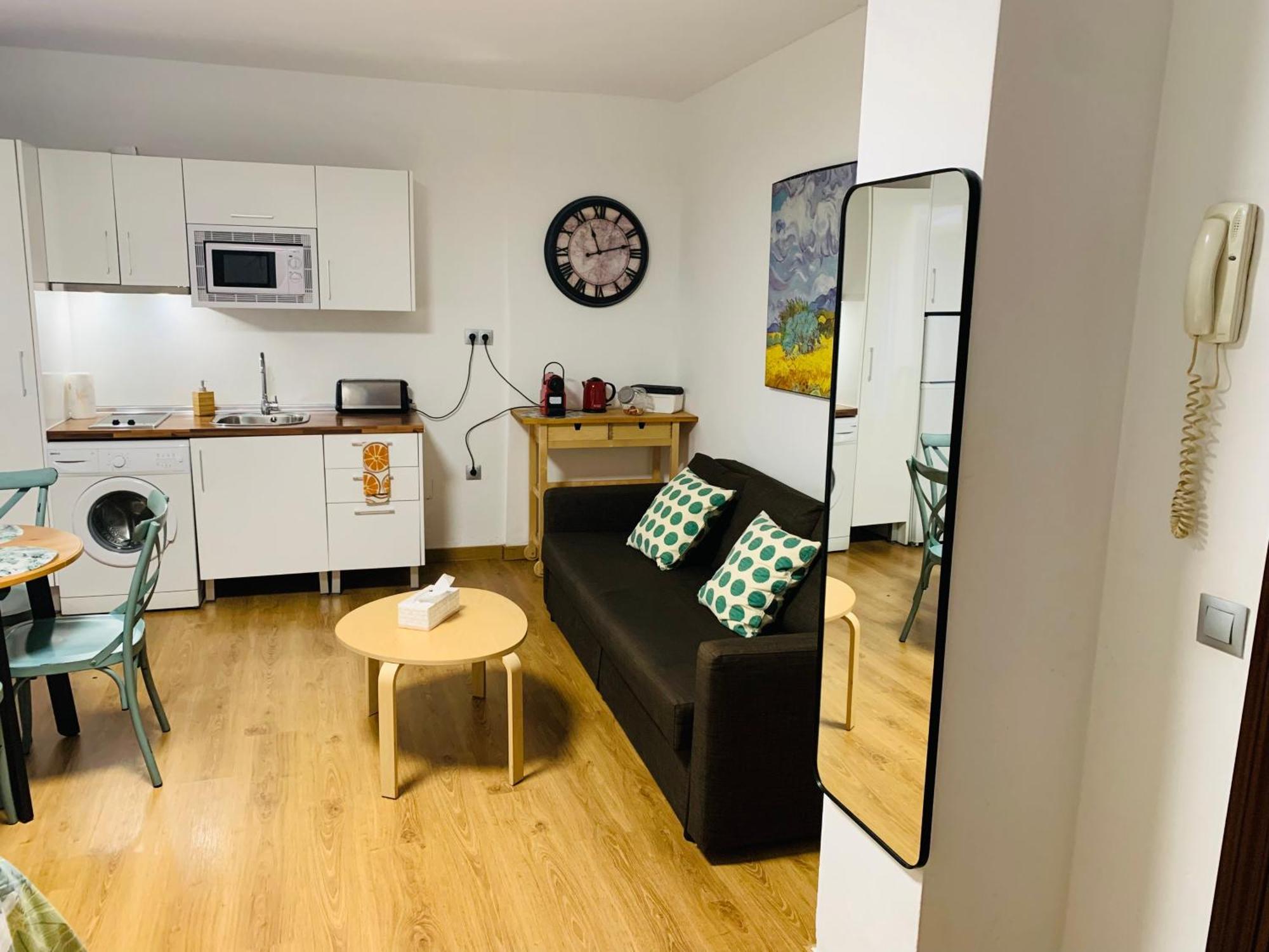 Anas Apartment Centro Historico Малага Экстерьер фото